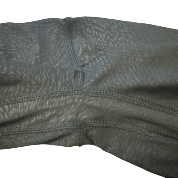 Lululemon Align High Rise Black Emboss Leggings - Picture 6 of 7